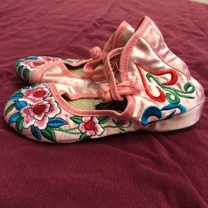 Japanese style shoes